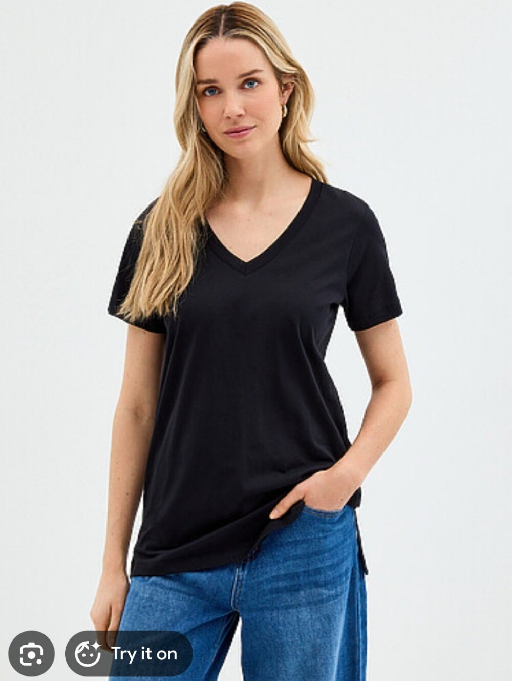 2/$40 ✨Denim Forum Oversized V-Neck